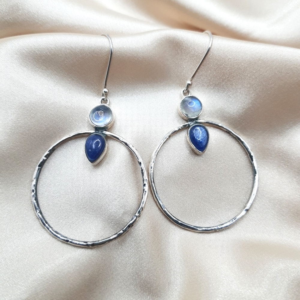 Hoop dangles